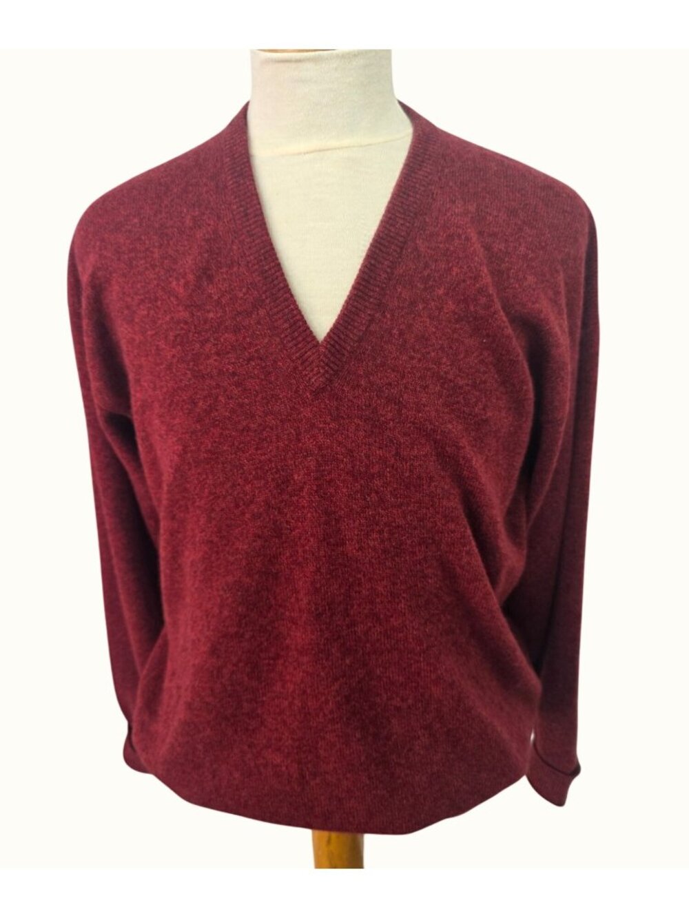Vintage 1980s-90s Burberrys 100% Cashmere Sweater Mens M V-Neck Made in Scotland